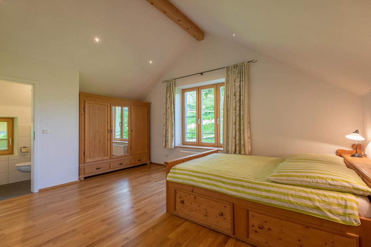 Ferienhaus Schlierachtal Місбах Екстер'єр фото